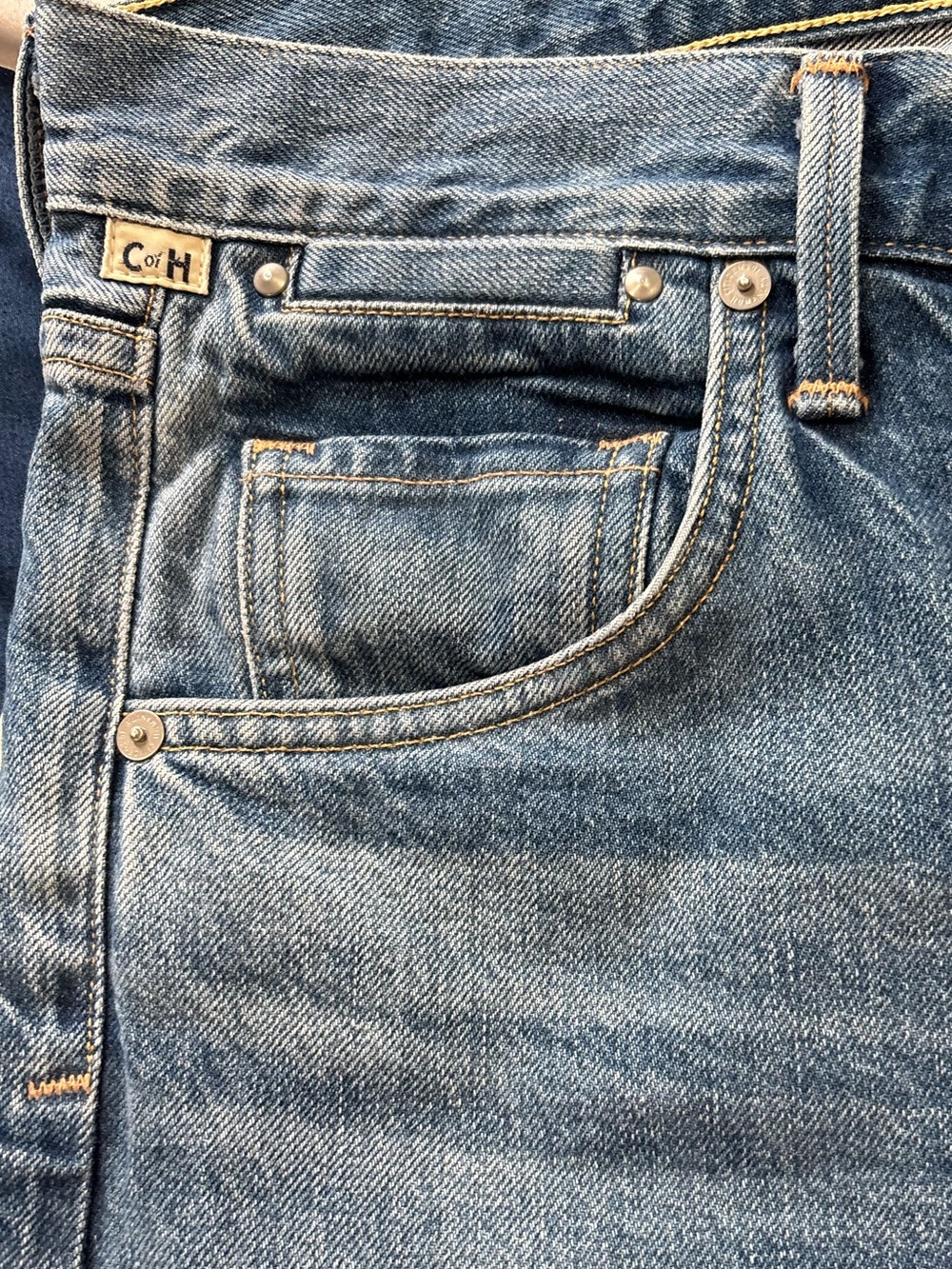 Citizens Of Humanity Light Blue Straight-Leg Jeans - Picture 3 of 11